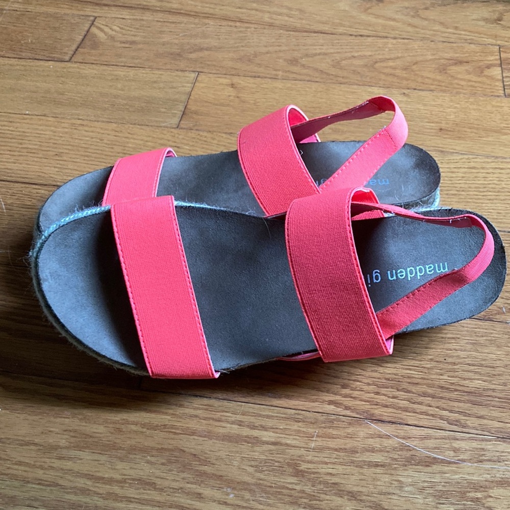 Madden Girl hot pink size 8 sandals